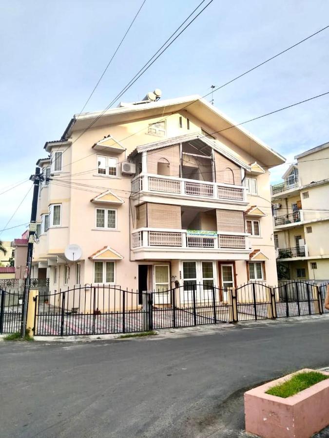 Cosy Flat Beachfront Flic en Flac Exterior foto